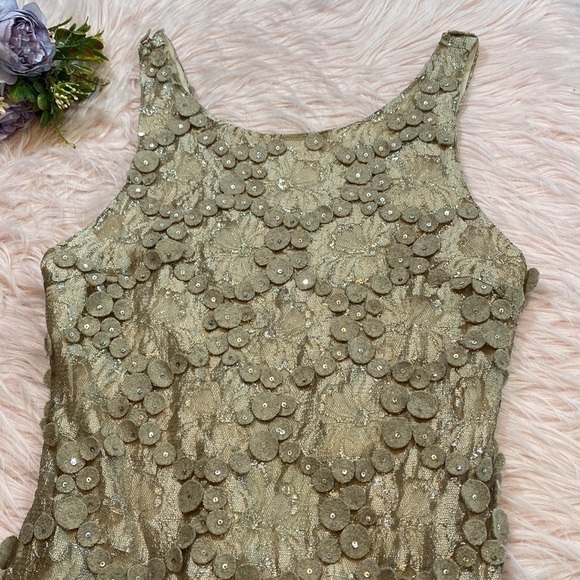 Alice + Olivia Gold Lace Embellished Silk Lined Mini Dress sz 6 - Picture 2 of 10